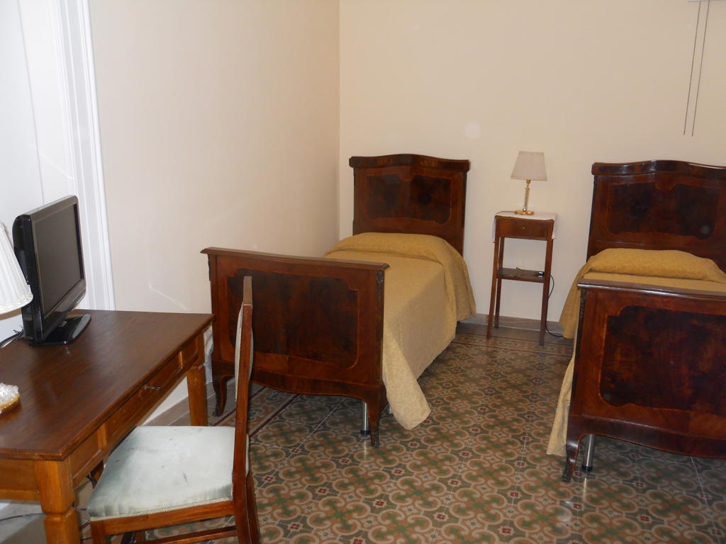 Borgo Due Mari Acomodação com café da manhã Taranto Exterior foto