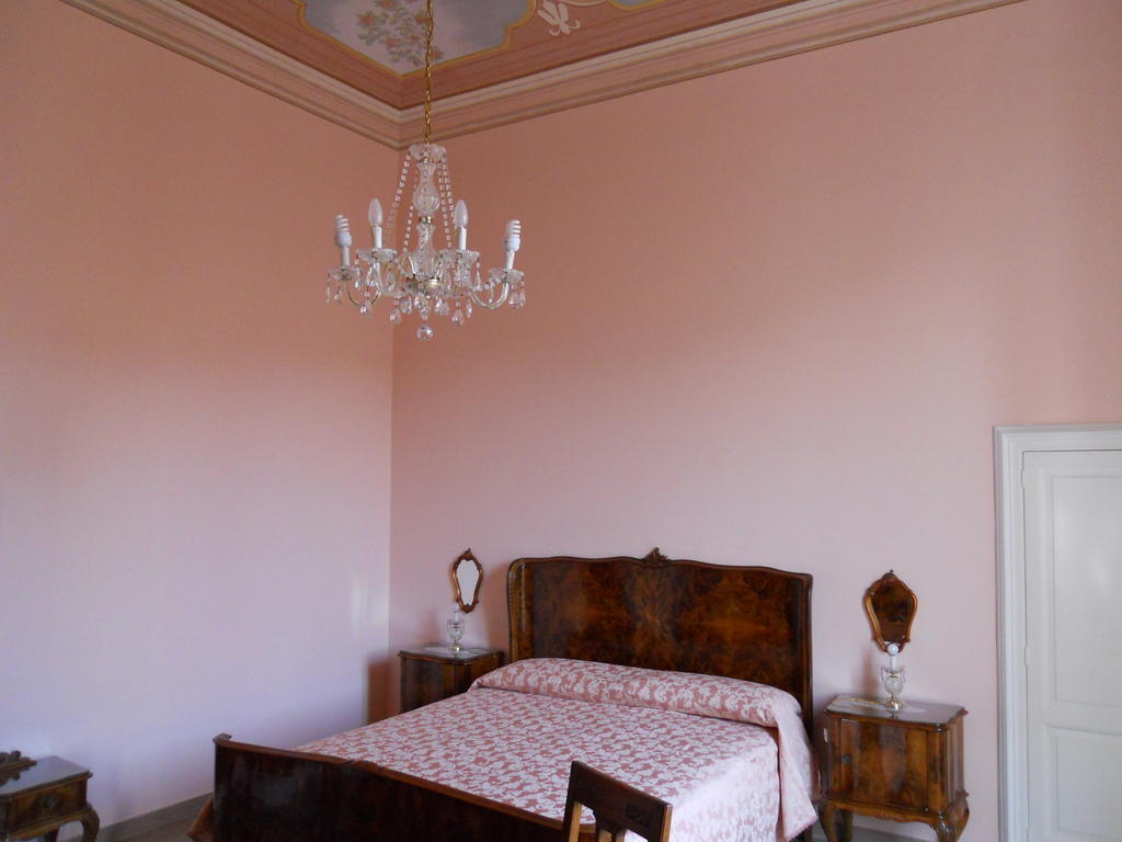 Borgo Due Mari Acomodação com café da manhã Taranto Quarto foto